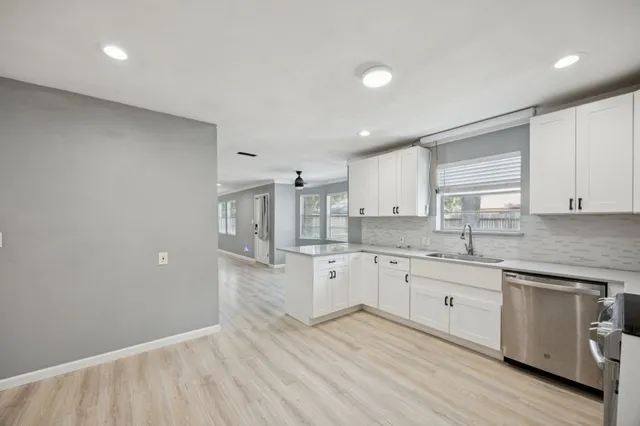 $3,450 | 553 Cane River Lane, Conroe, TX 77302