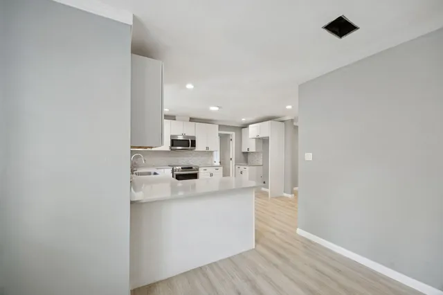 $3,450 | 553 Cane River Lane, Conroe, TX 77302