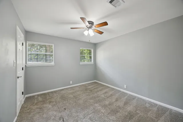 $3,450 | 553 Cane River Lane, Conroe, TX 77302