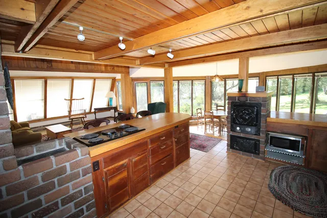 $550,000 | 3961 High Point Road, Spring Green, WI 53588