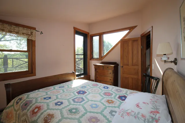 $550,000 | 3961 High Point Road, Spring Green, WI 53588