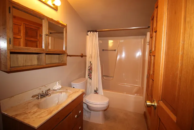 $550,000 | 3961 High Point Road, Spring Green, WI 53588