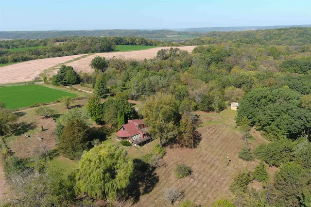 $550,000 | 3961 High Point Road, Spring Green, WI 53588