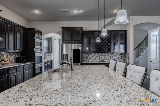 $797,000 | 13015 Hunters Trace, St. Hedwig, TX 78152