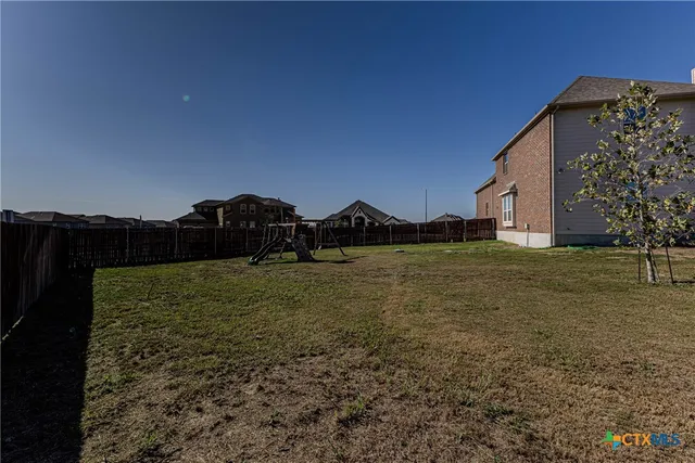 $797,000 | 13015 Hunters Trace, St. Hedwig, TX 78152