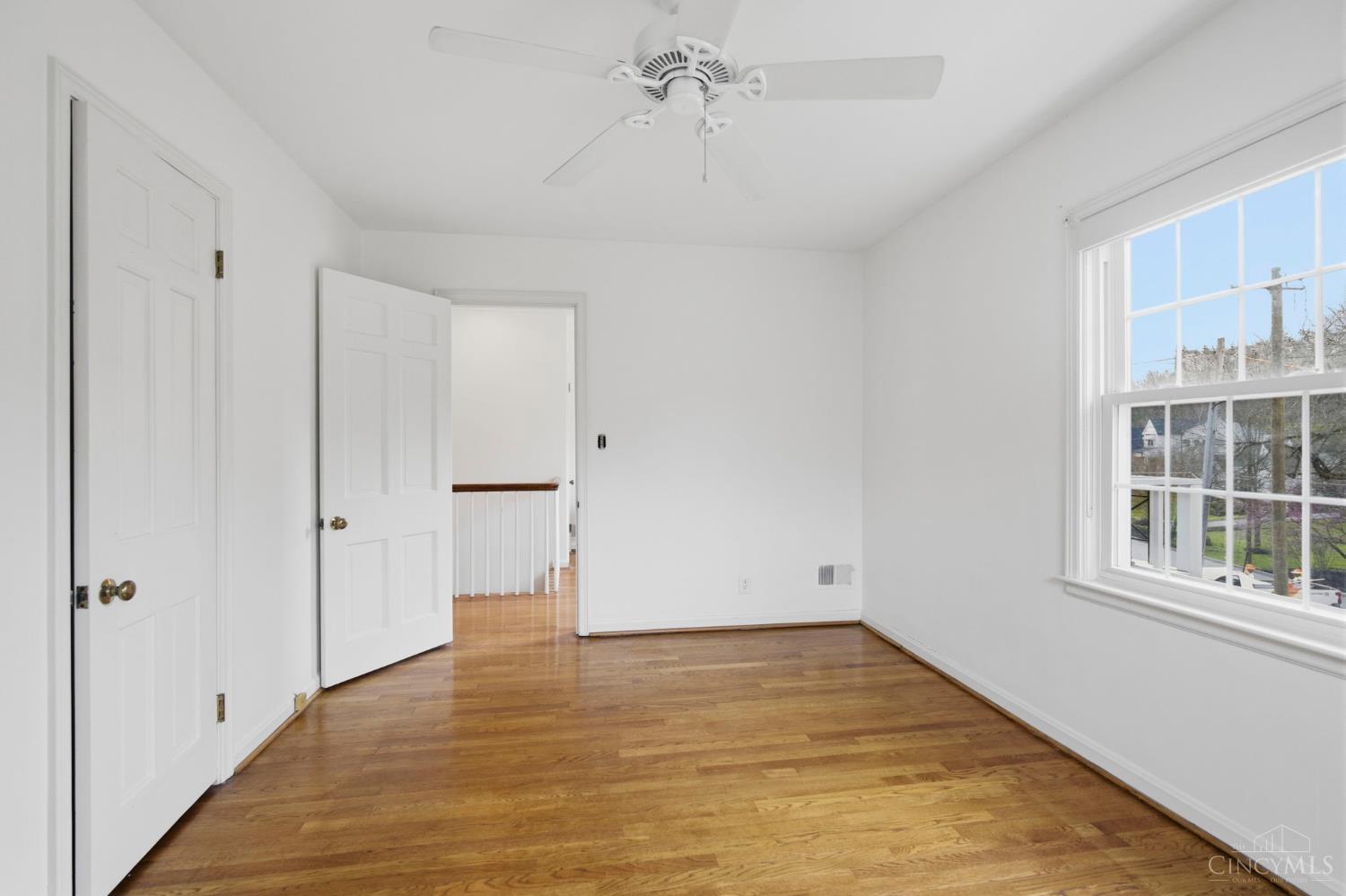 2750 Lower Grandin Road Cincinnati, OH 45208 - Photo 24 of 44