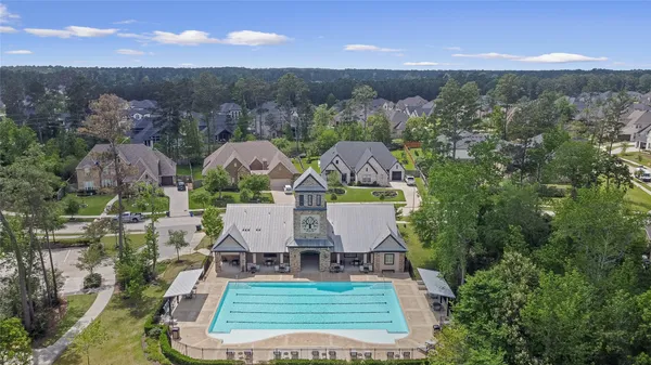 $669,000 | 622 Platinum Stone Lane, Pinehurst, TX 77362