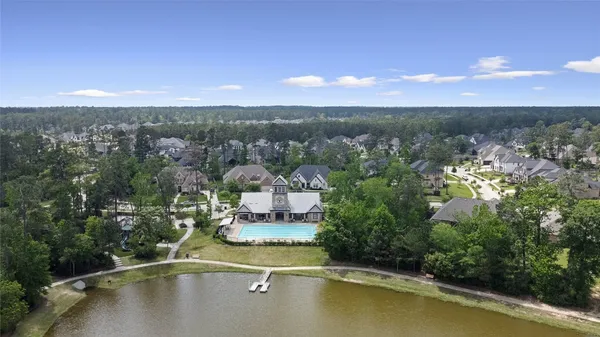 $649,000 | 622 Platinum Stone Lane, Pinehurst, TX 77362