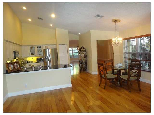 10616 Avenida Santa Ana Boca Raton, FL 33498 - Photo 5 of 13 Additional Photo