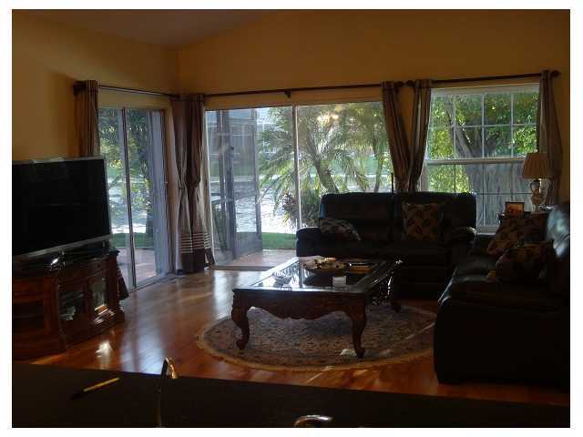 10616 Avenida Santa Ana Boca Raton, FL 33498 - Photo 6 of 13 Additional Photo