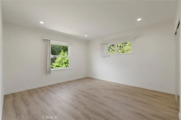 $1,199,999 | 13739 Wyandotte Street, Van Nuys, CA 91405