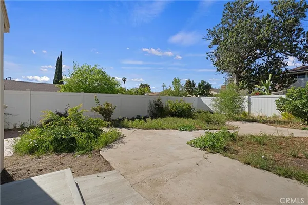 $1,199,999 | 13739 Wyandotte Street, Van Nuys, CA 91405