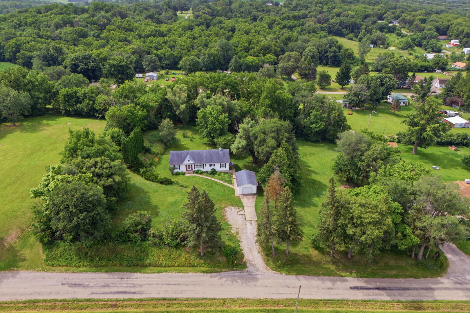 3045 Camp Creek Road Sherrard, IL 61281 - Photo 27 of 34