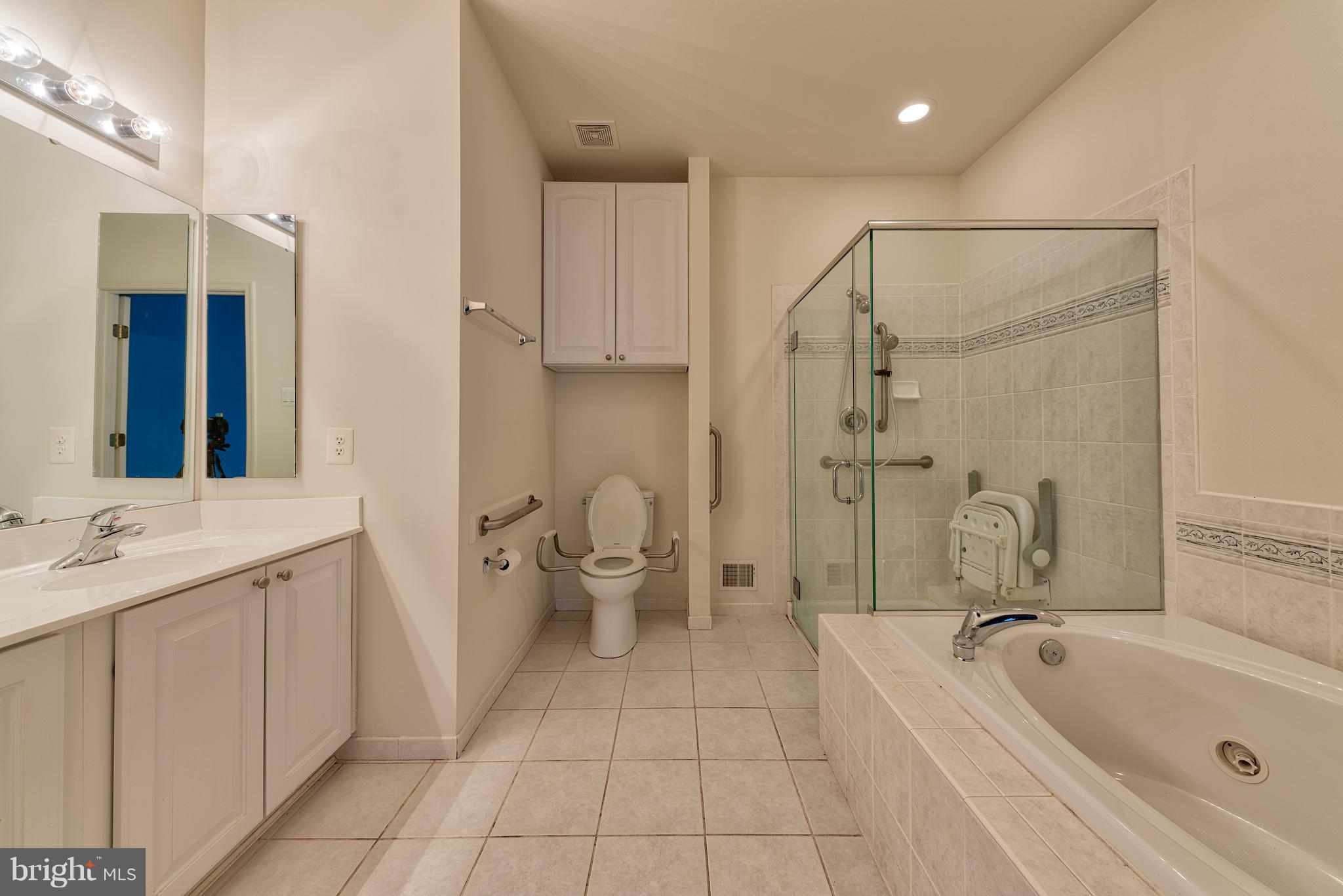 8509 Meadowsweet Road Baltimore, MD 21208 - Photo 14 of 30 Bath (Master)