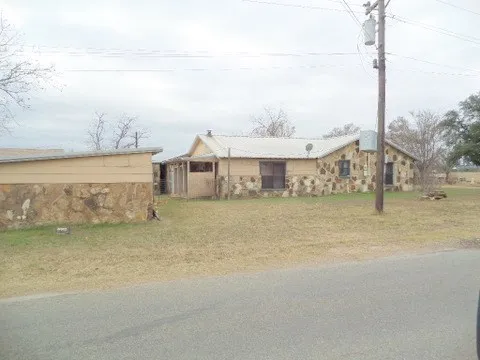 $140,000 | 631 Ranck Avenue, Mason, TX 76856