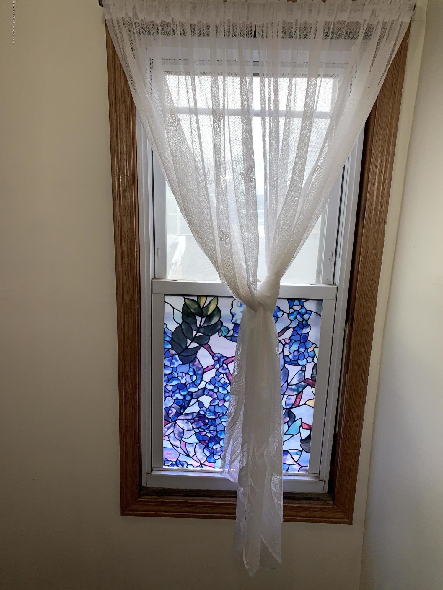 7 Lockman Place Staten Island, NY 10303 - Photo 20 of 41