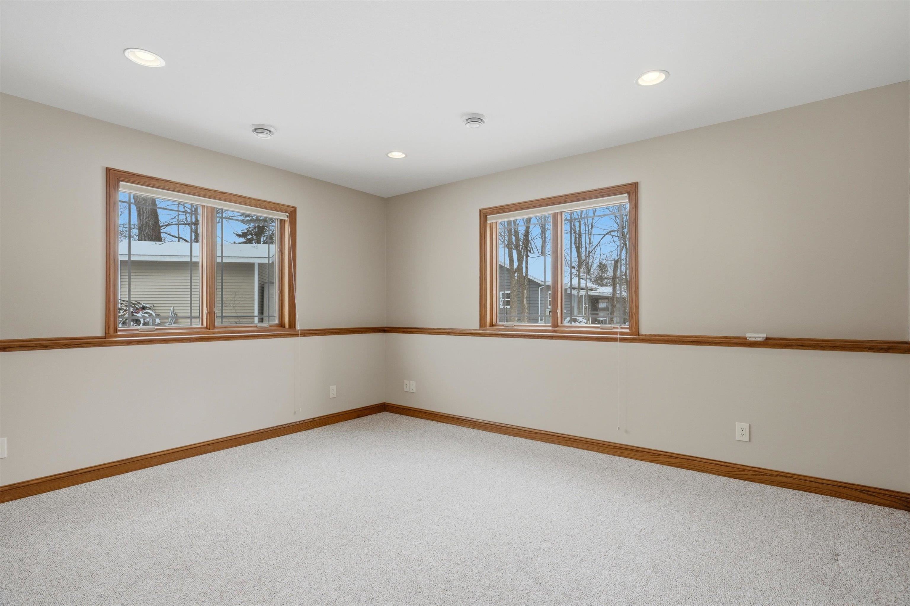 1137 Ridge Road Marshfield, WI 54449 - Photo 36 of 48