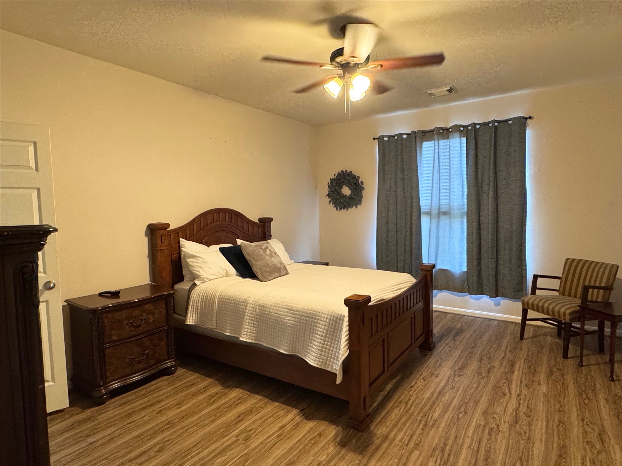 21818 Saragosa Pond Lane Spring, TX 77379 - Photo 11 of 15 The primary has a queen sized bed, recent matress, and new linens.