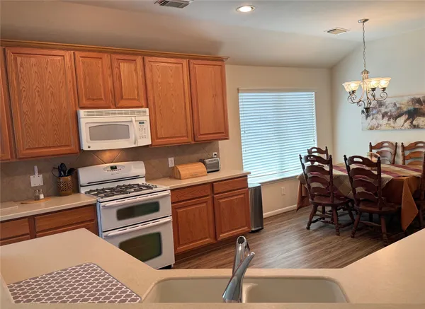 $2,950 | 21818 Saragosa Pond Lane, Spring, TX 77379