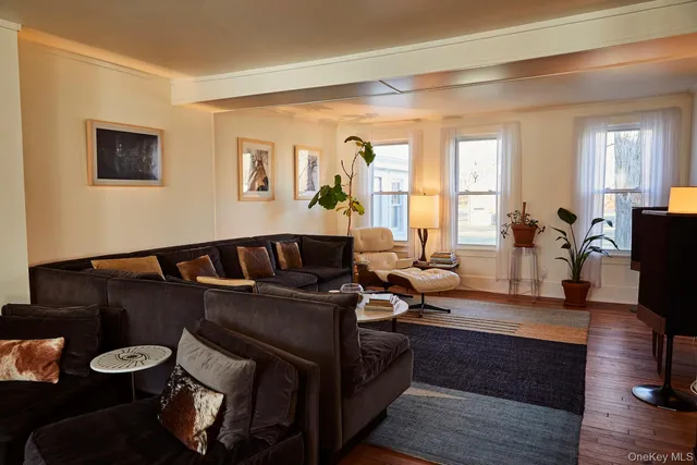 $4,500 | 789 Salisbury Turnpike, Red Hook, NY 12571