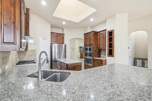 a view of an empty room with window