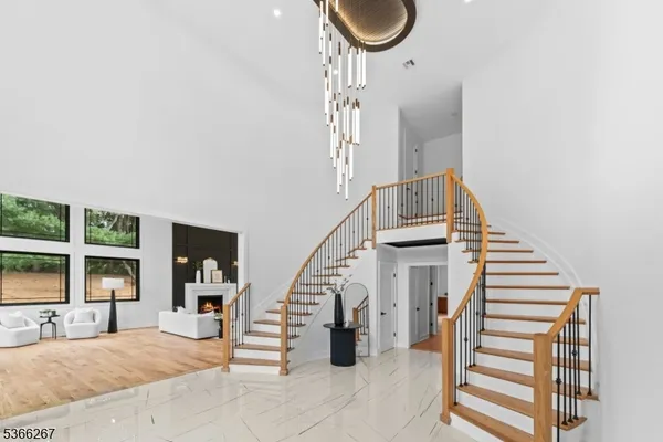 a view of entryway and hall