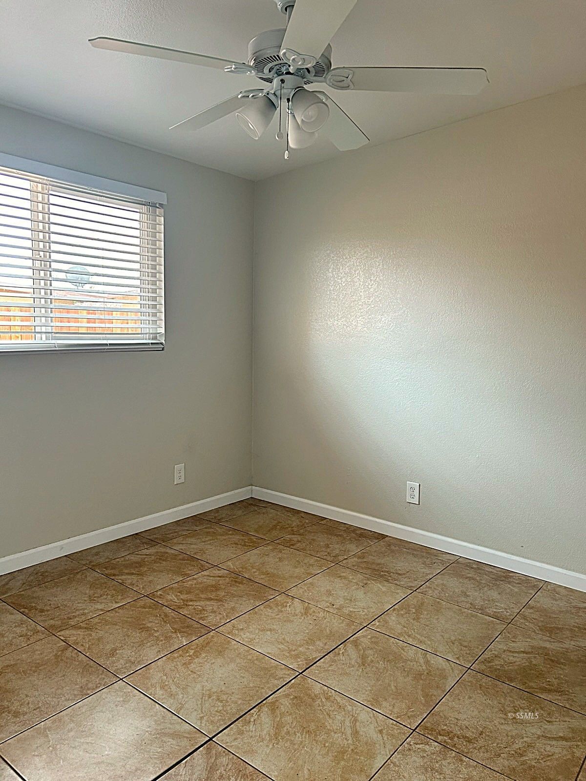814 North Sanders Street Ridgecrest, CA 93555 - Photo 21 of 25 Gallery Image 21