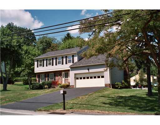 9429 Peebles Road Allison Park, PA 15101 - Photo 1 of 18 Exterior Front.