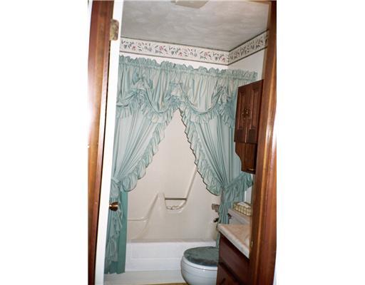 9429 Peebles Road Allison Park, PA 15101 - Photo 12 of 18 Full Bath.
