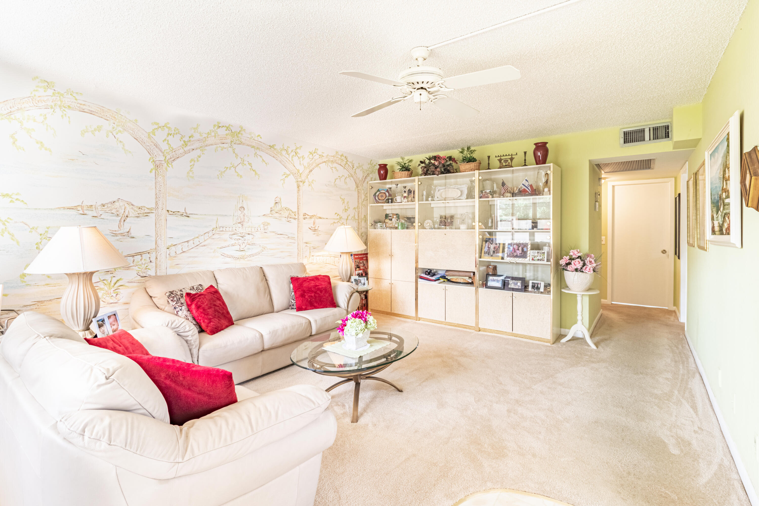312 Fanshaw H Boca Raton, FL 33434 - Photo 6 of 18 IMG_3583-HDR