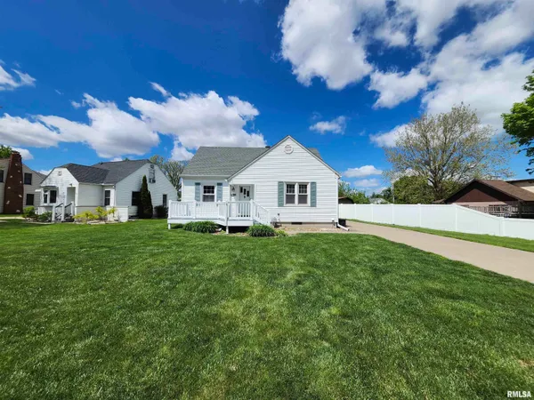 $232,000 | 413 South Nelson Avenue, Morton, IL 61550