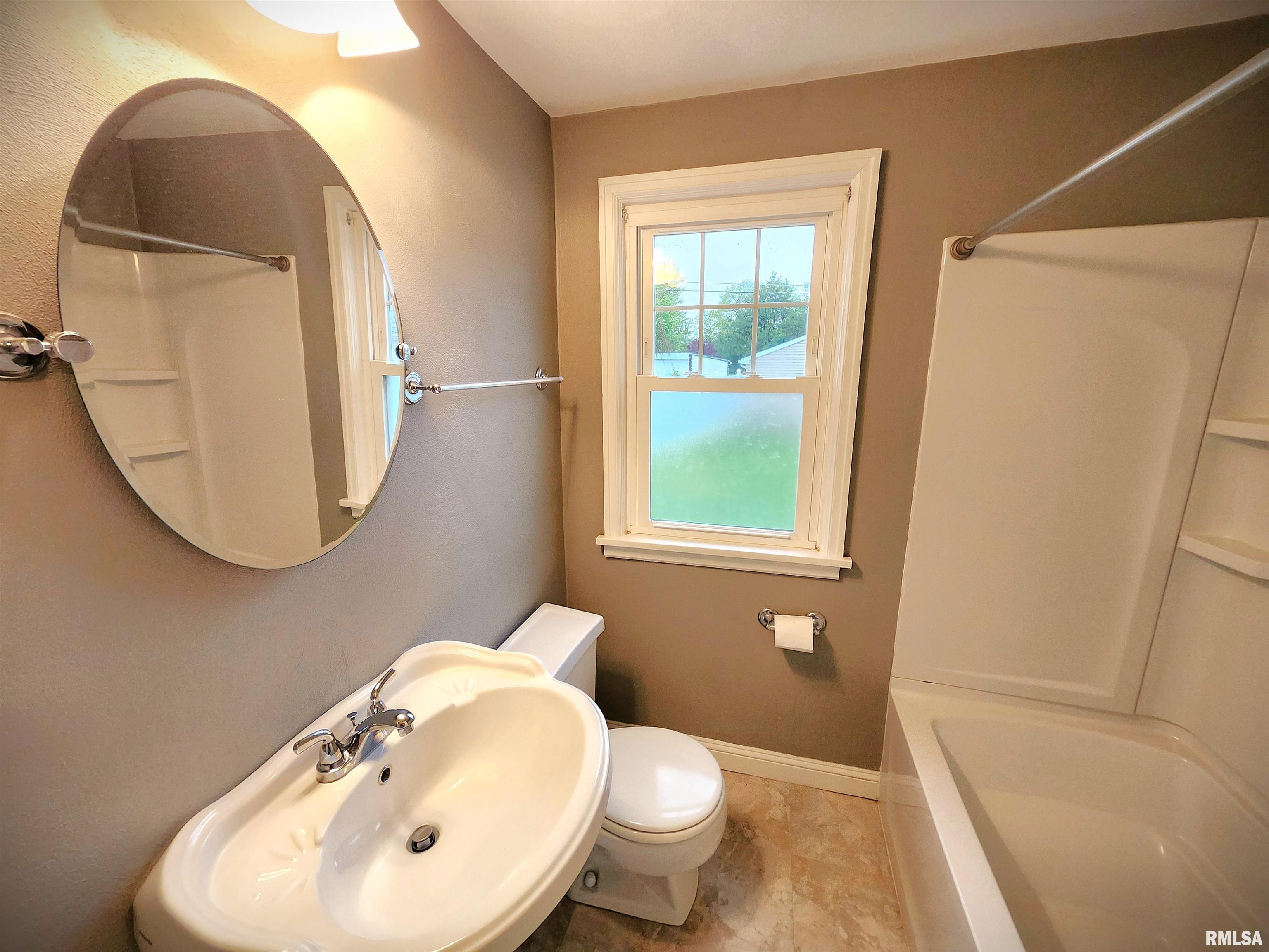 413 South Nelson Avenue Morton, IL 61550 - Photo 31 of 54