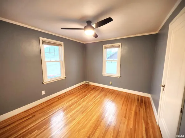 $232,000 | 413 South Nelson Avenue, Morton, IL 61550