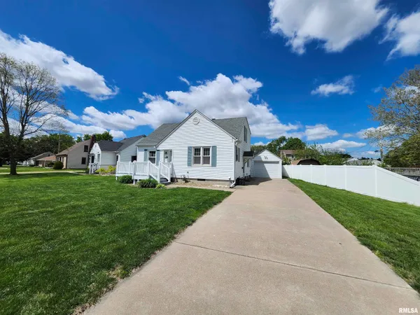 $232,000 | 413 South Nelson Avenue, Morton, IL 61550