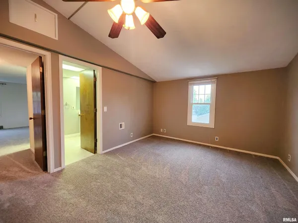 $232,000 | 413 South Nelson Avenue, Morton, IL 61550