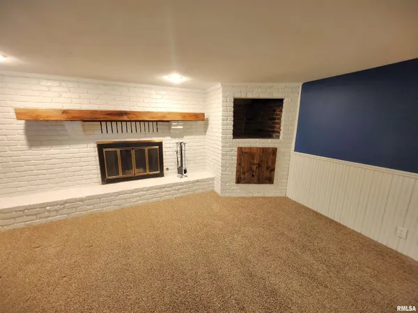 $232,000 | 413 South Nelson Avenue, Morton, IL 61550