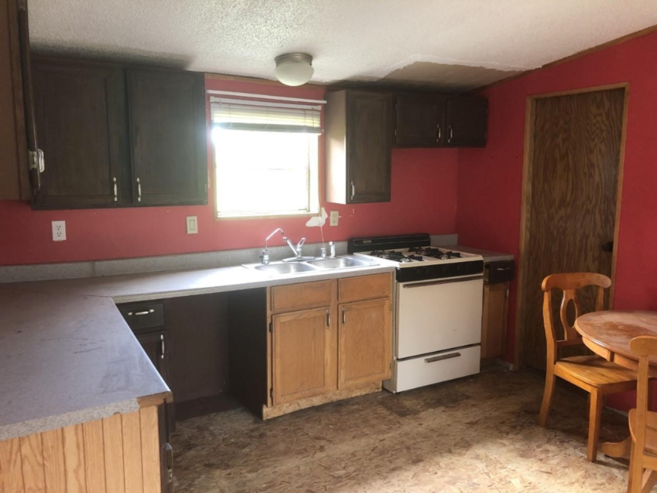 4266 North Miles Road Lakeview, MI 48850 - Photo 2 of 10 thumbnail_IMG_4226