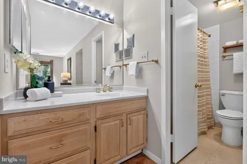 $495,000 | 5809 Edson Lane, Unit 103, North Bethesda, MD 20852