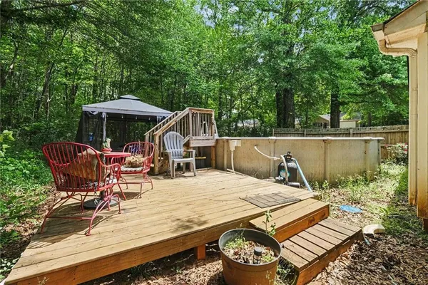 a view of house with patio outdoor seating
