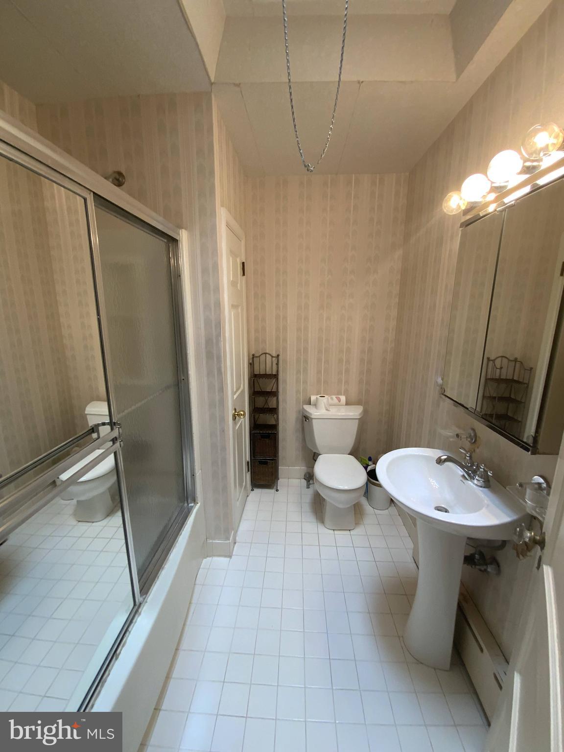 6484 Morris Park Road Philadelphia, PA 19151 - Photo 24 of 27 Gallery Image 24
