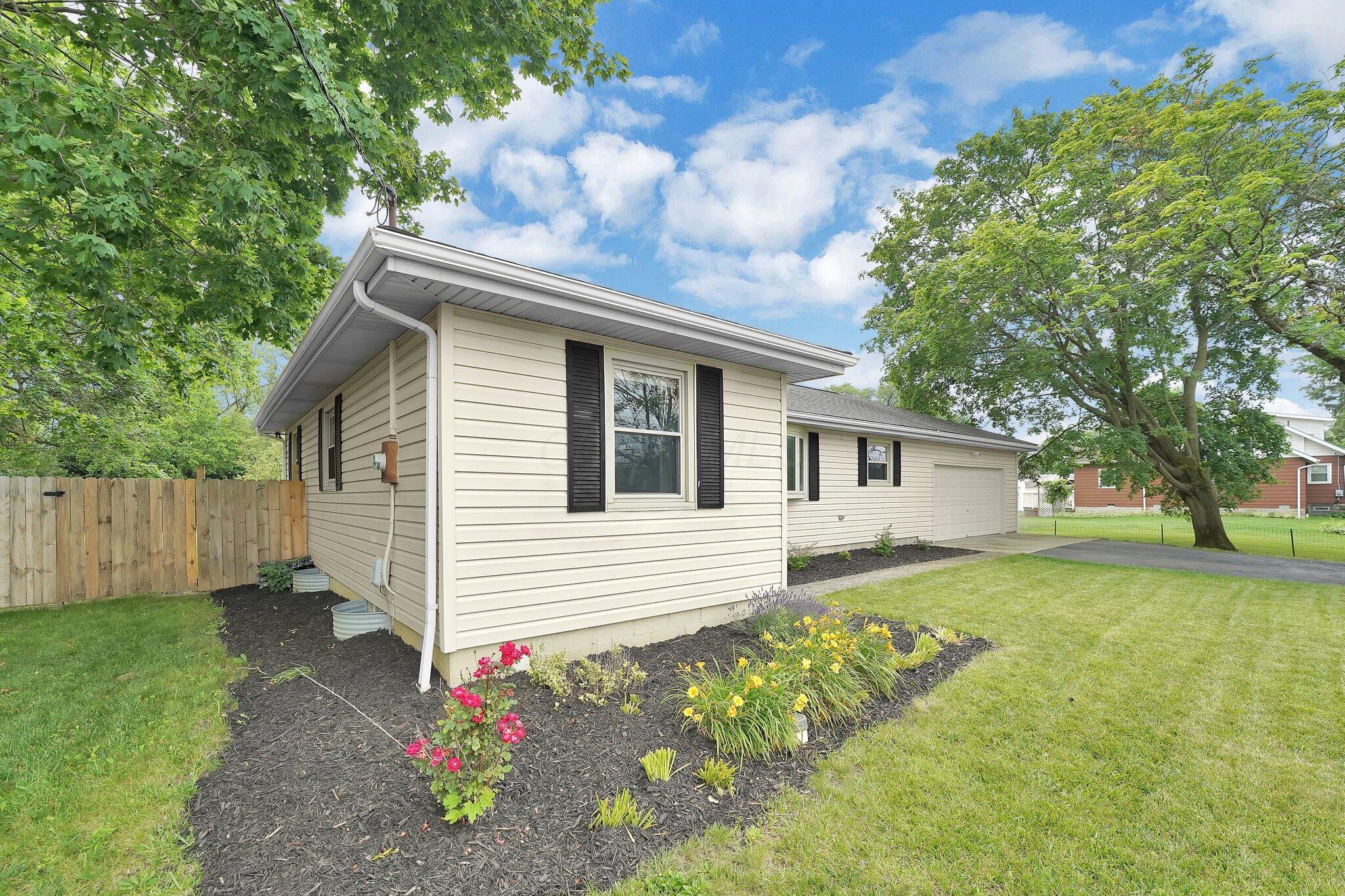 5524 Cosgray Road Dublin, OH 43016 - Photo 2 of 35 FRONT2