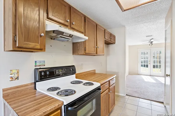 $1,700 | 7706 Bayberry, San Antonio, TX 78240