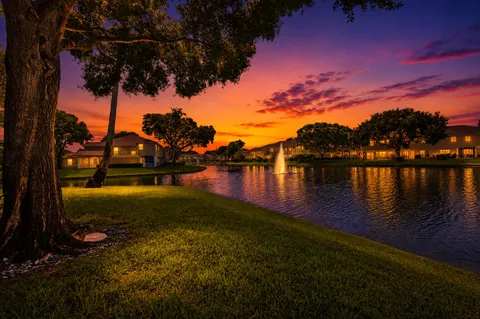 $579,900 | 9172 Boca Gardens Parkway, Unit B, Boca Raton, FL 33496