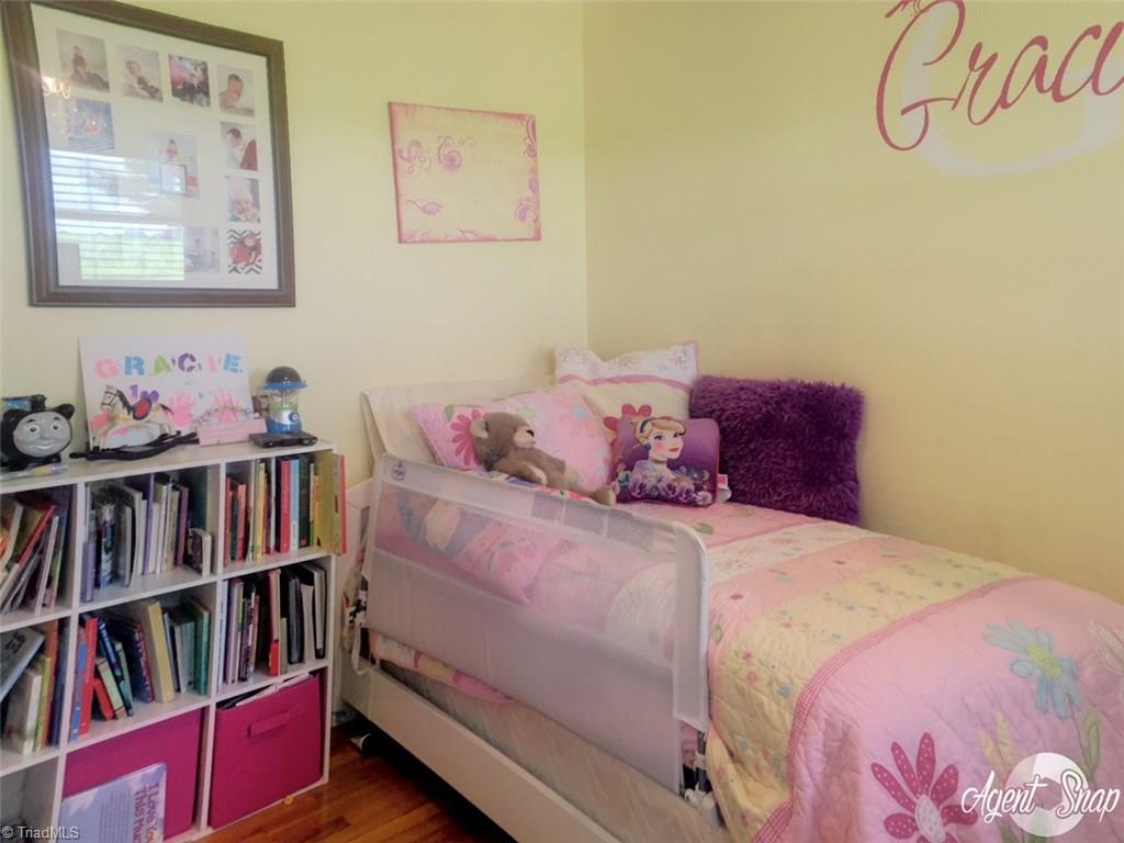 237 Twin Oaks Road Elkin, NC 28621 - Photo 12 of 23 Gallery Image 12