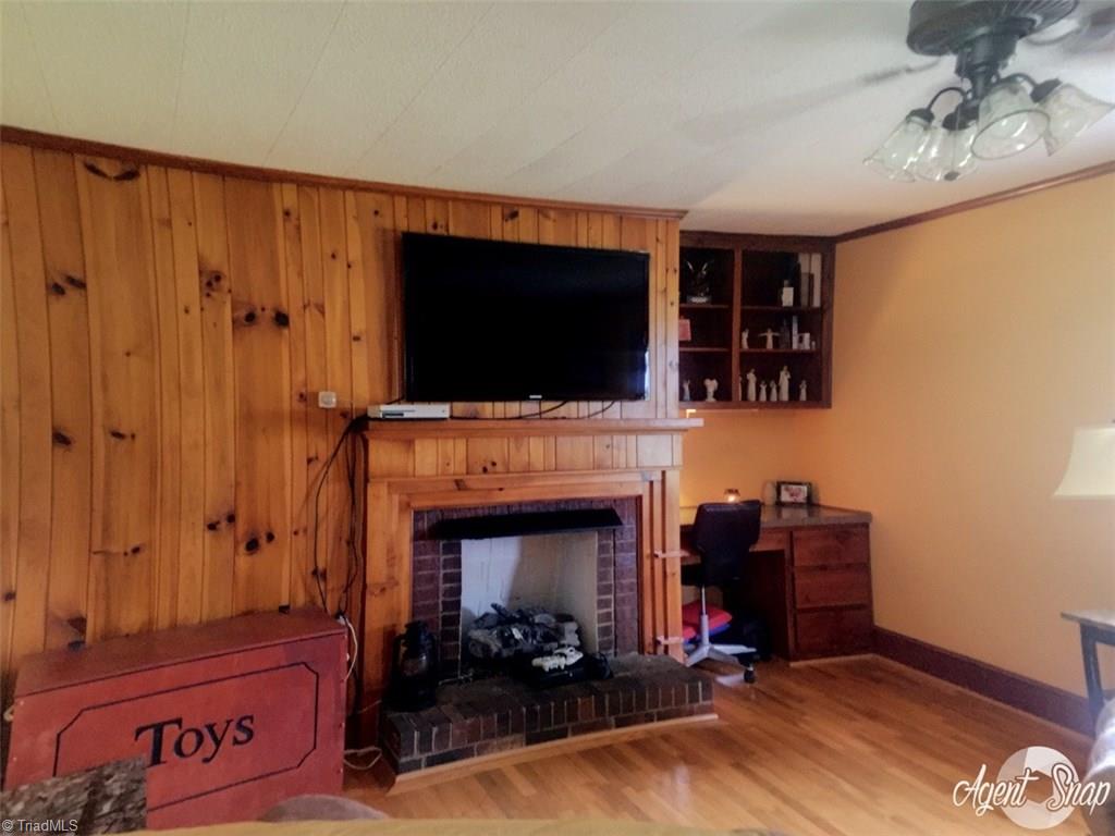 237 Twin Oaks Road Elkin, NC 28621 - Photo 20 of 23 Gallery Image 20