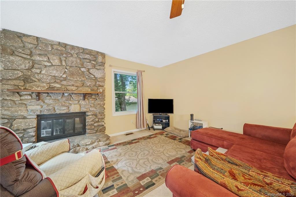 73 Overlook Road Asheville, NC 28803 - Photo 15 of 48 Gallery Image 15