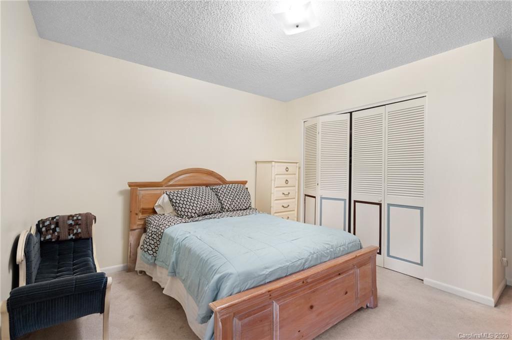 73 Overlook Road Asheville, NC 28803 - Photo 24 of 48 Gallery Image 24