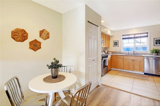 $525,000 | 1920 East Union Street, Unit 103, Seattle, WA 98122