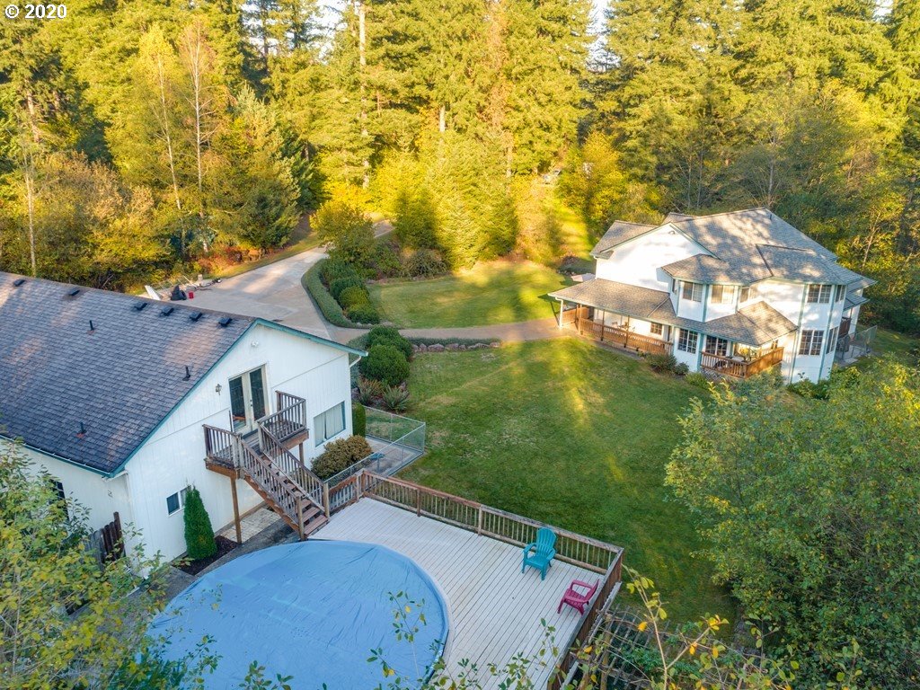 30417 Northeast Stauffer Road Camas, WA 98607 - Photo 2 of 32