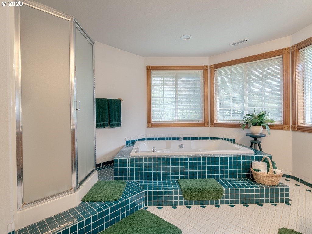 30417 Northeast Stauffer Road Camas, WA 98607 - Photo 14 of 32